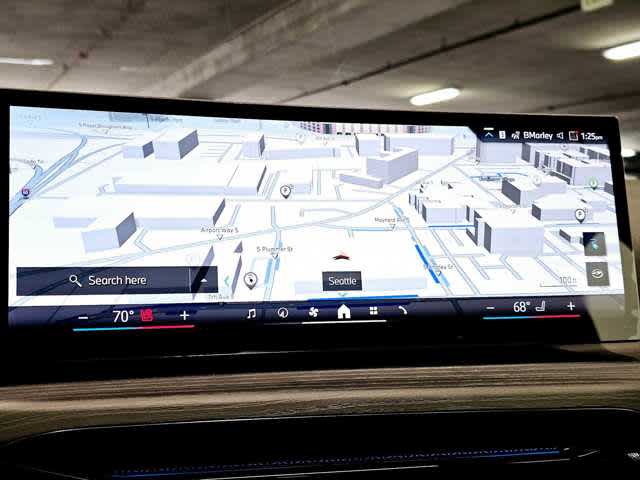 Thumbnail: 2025 BMW i4 - 15