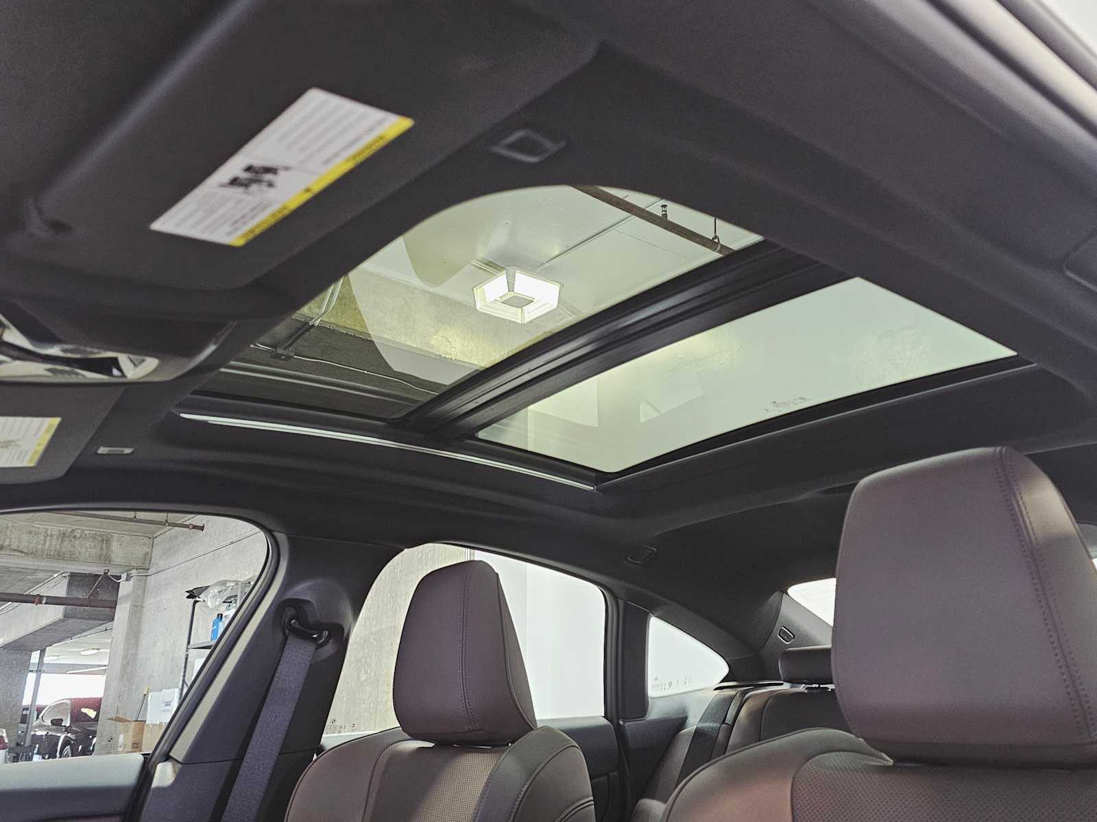 Thumbnail: 2025 BMW 2 Series - 24