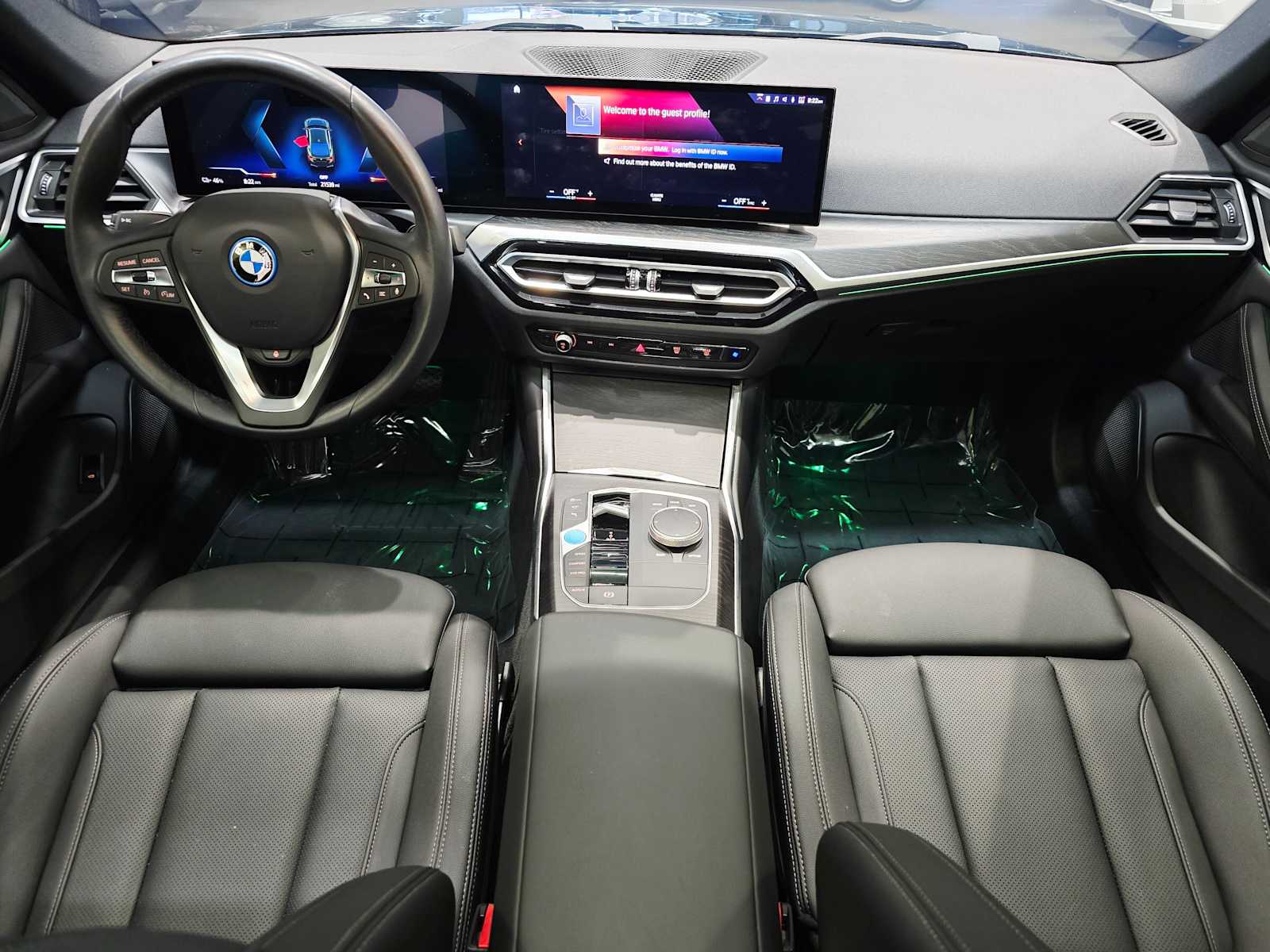 Thumbnail: 2023 BMW i4 - 10