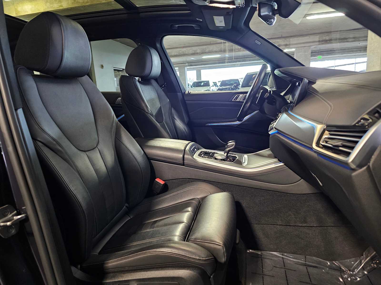 Thumbnail: 2022 BMW X5 - 40
