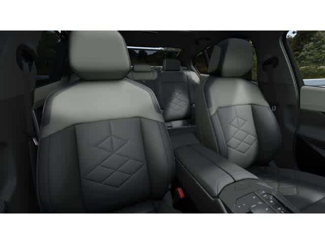 Thumbnail: 2026 BMW 5 Series - 11