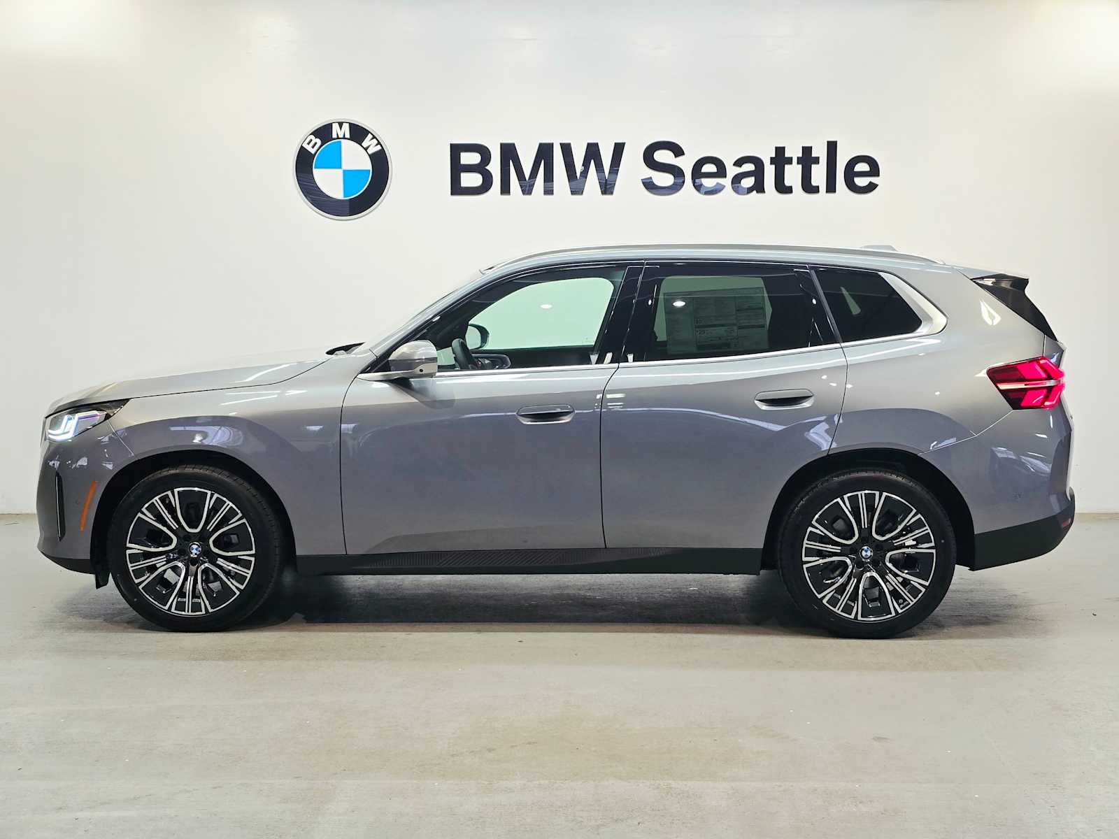 Thumbnail: 2026 BMW X3 - 3