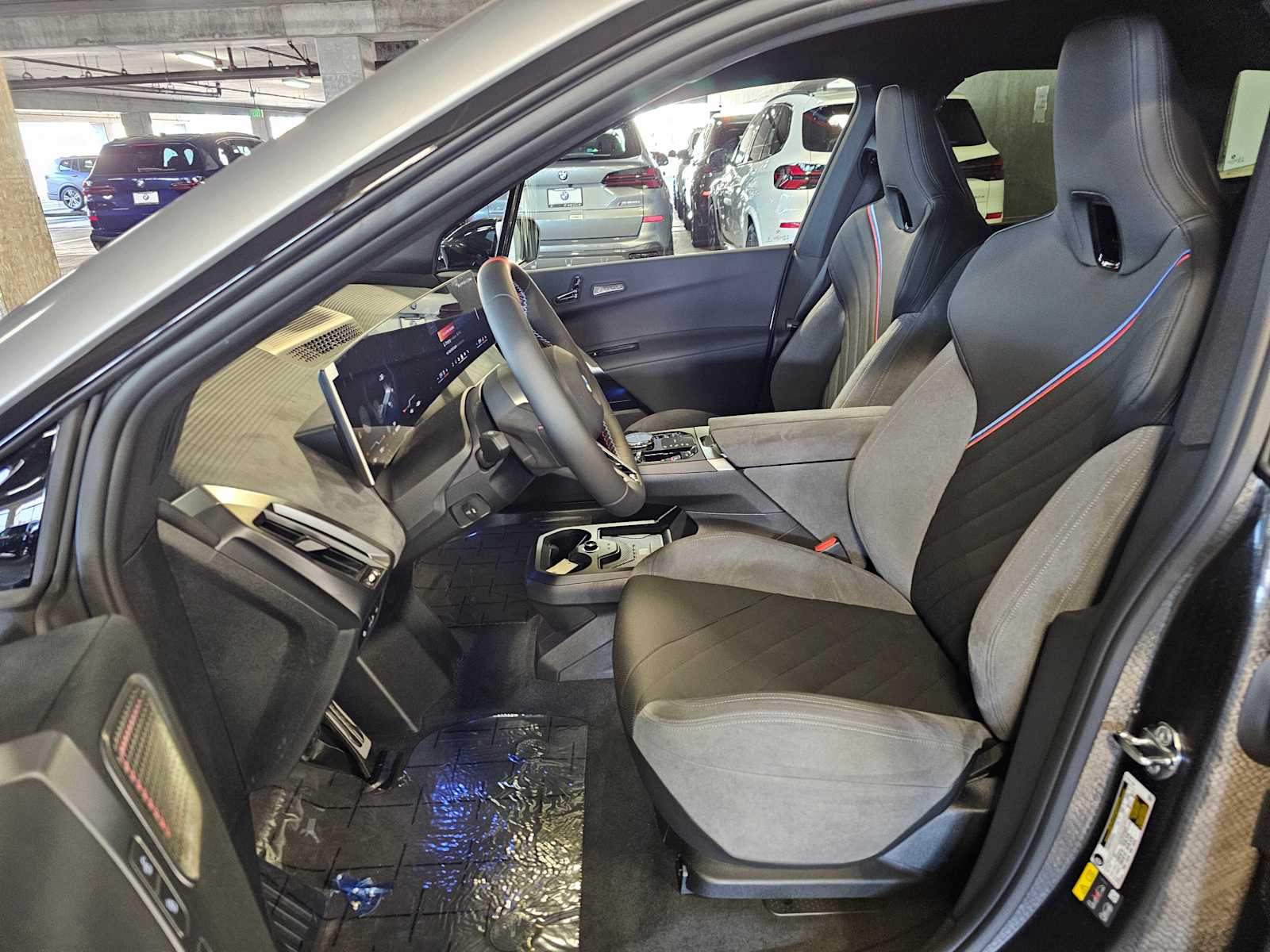 Thumbnail: 2026 BMW iX - 29