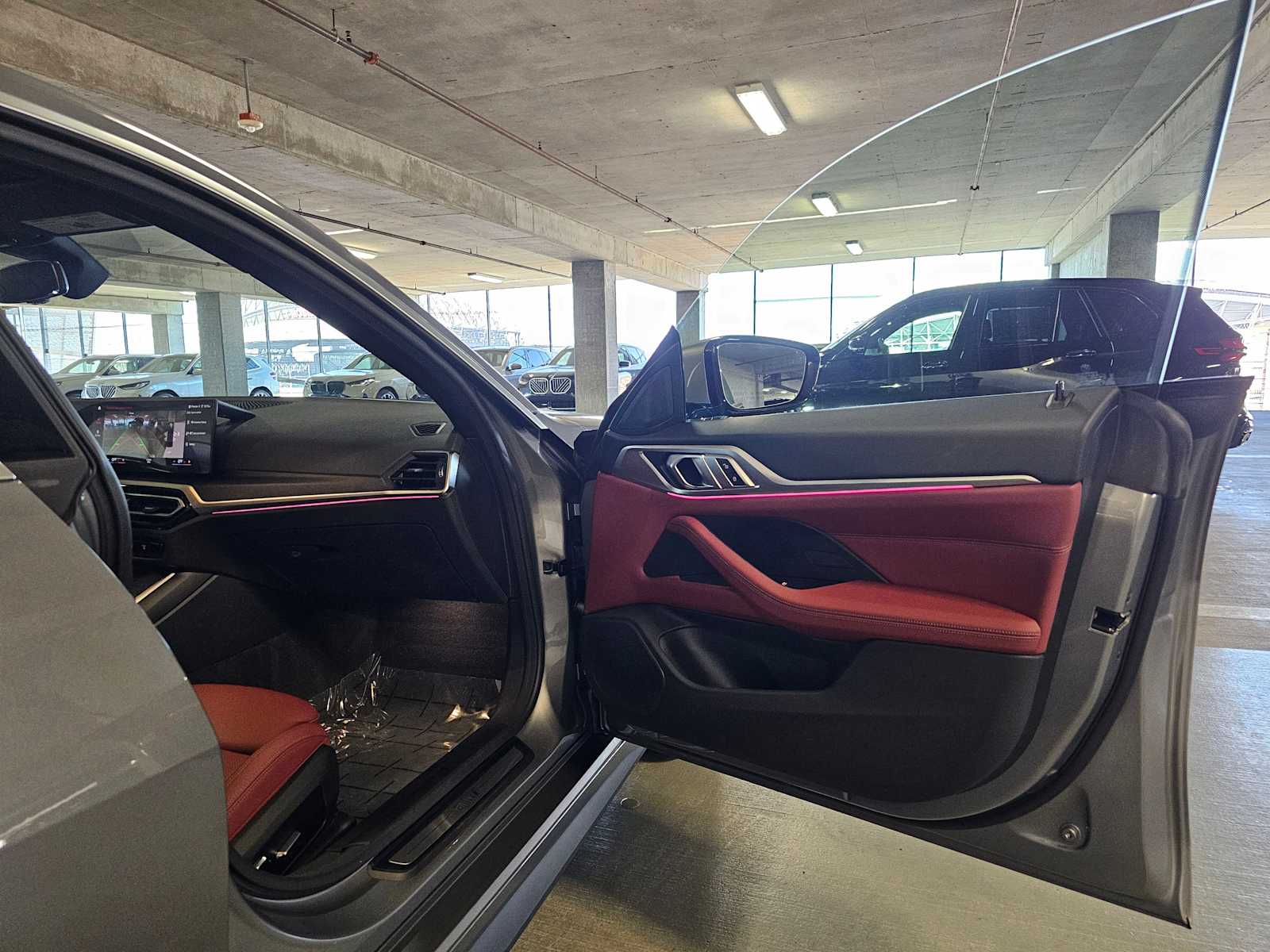 Thumbnail: 2023 BMW i4 - 40