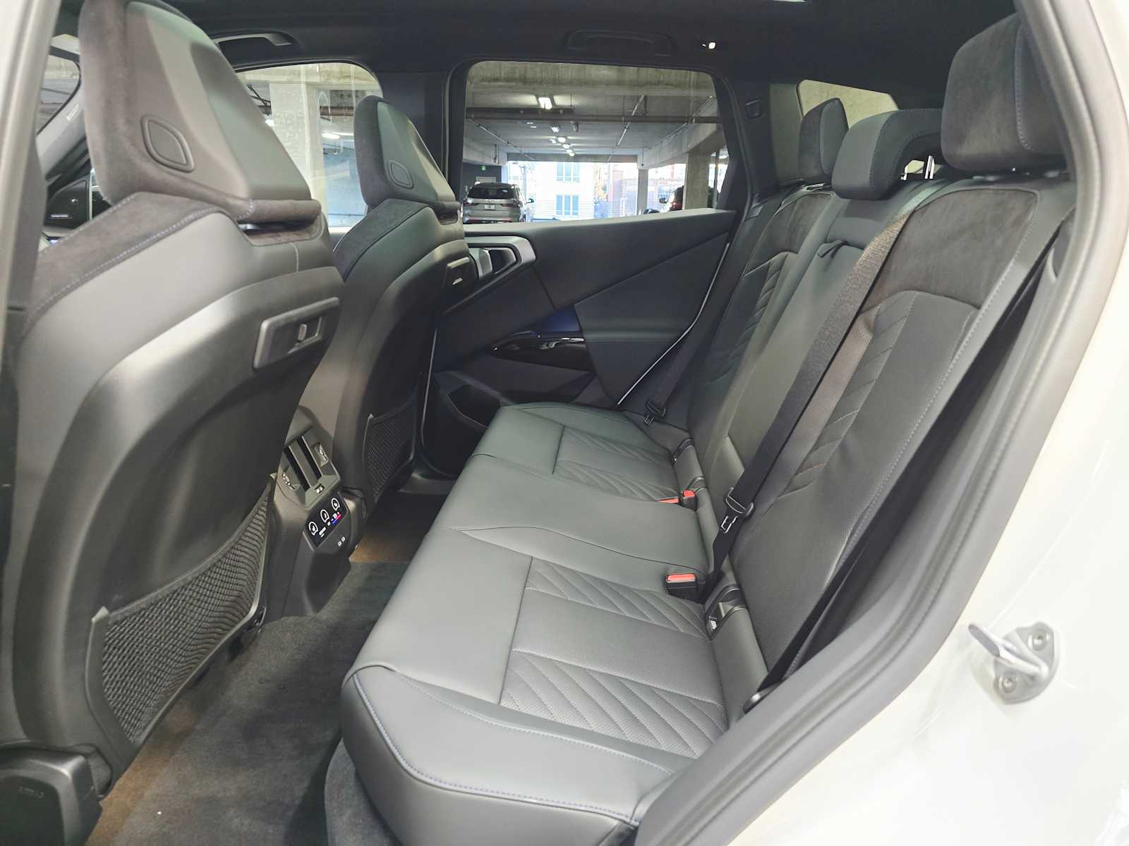 Thumbnail: 2026 BMW X3 - 25