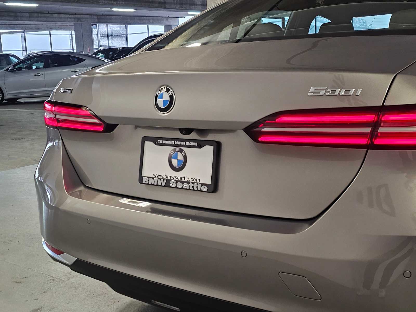 Thumbnail: 2024 BMW 5 Series - 7