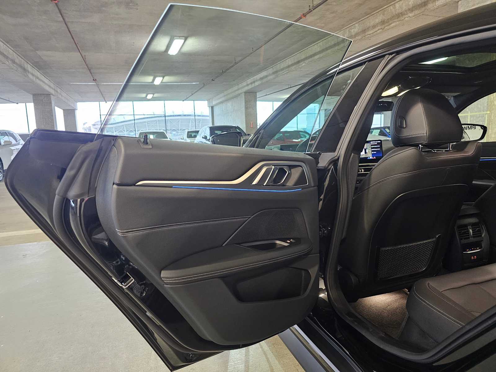 Thumbnail: 2023 BMW i4 - 35