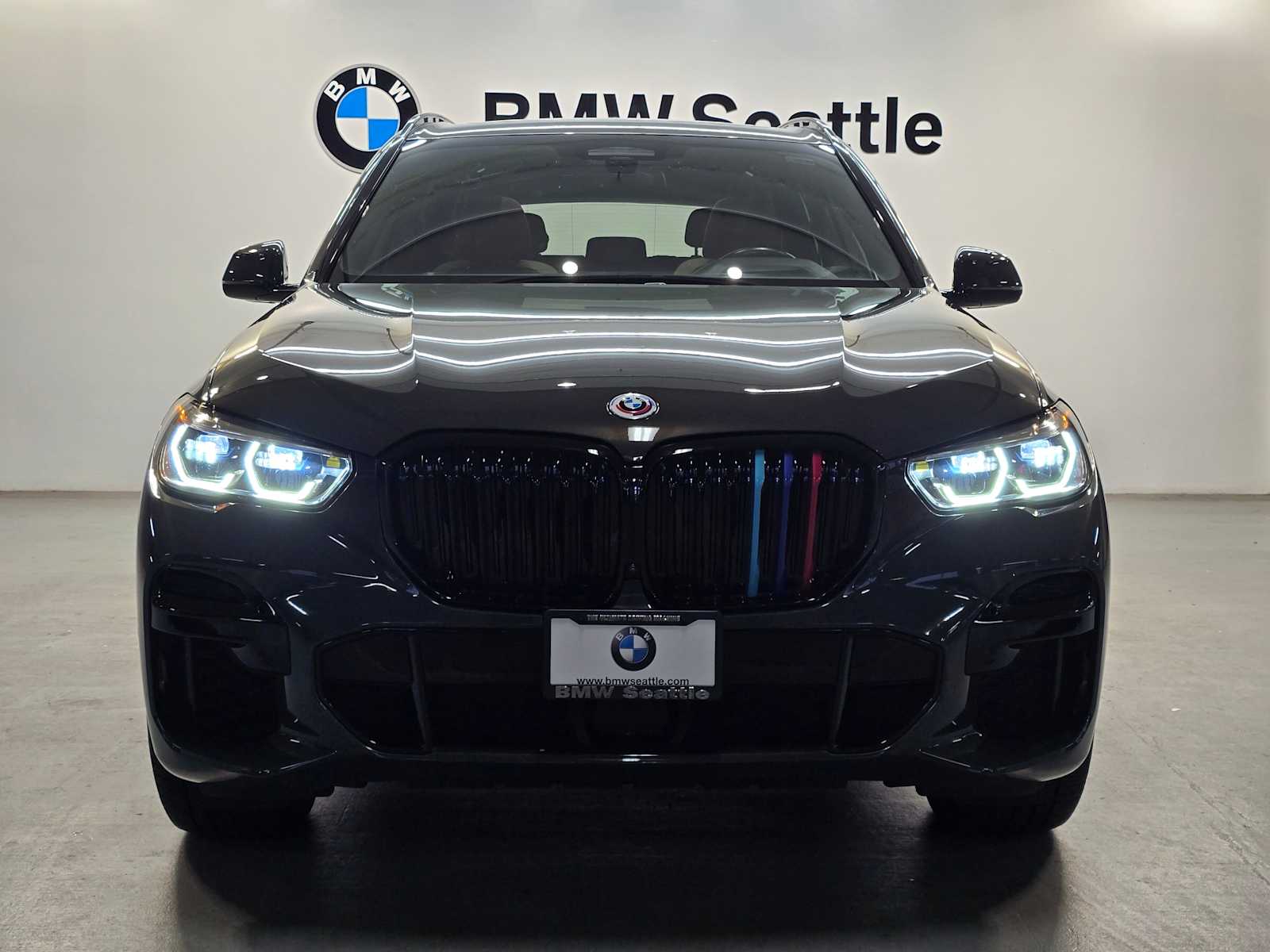 Thumbnail: 2023 BMW X5 - 6