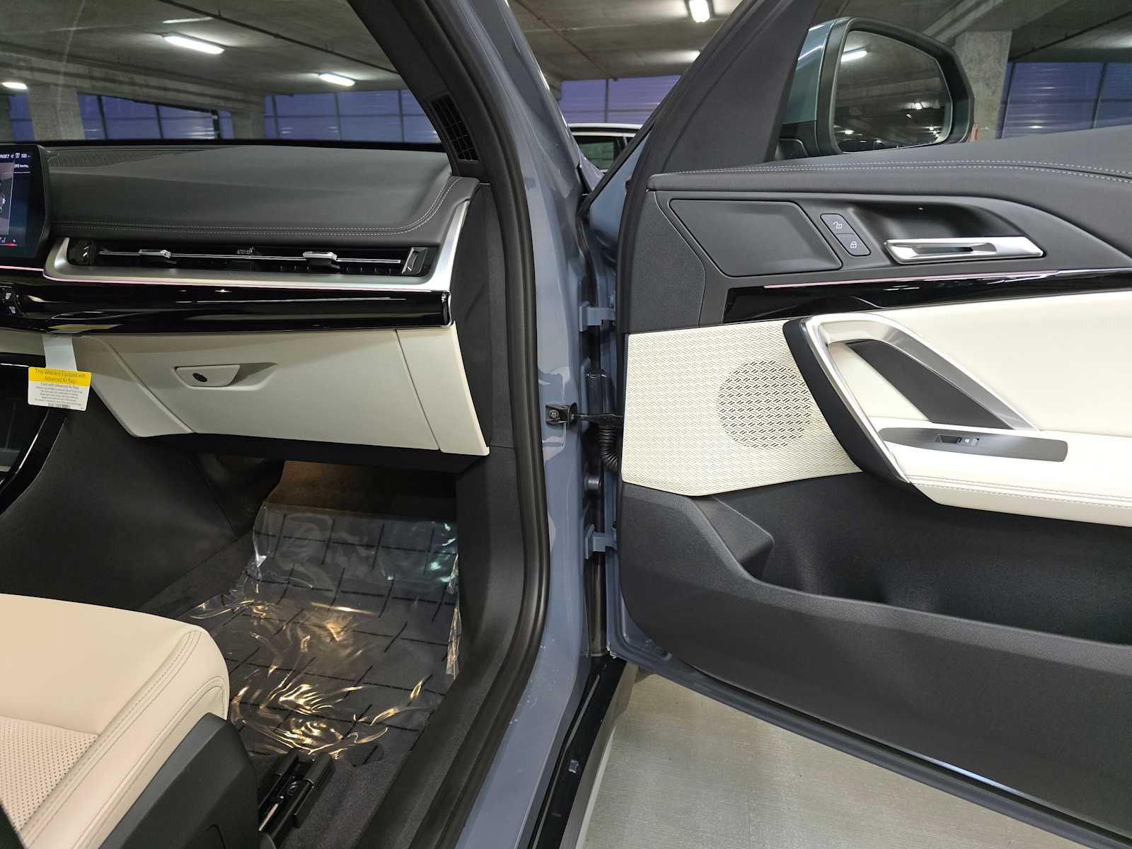 Thumbnail: 2026 BMW X1 - 30