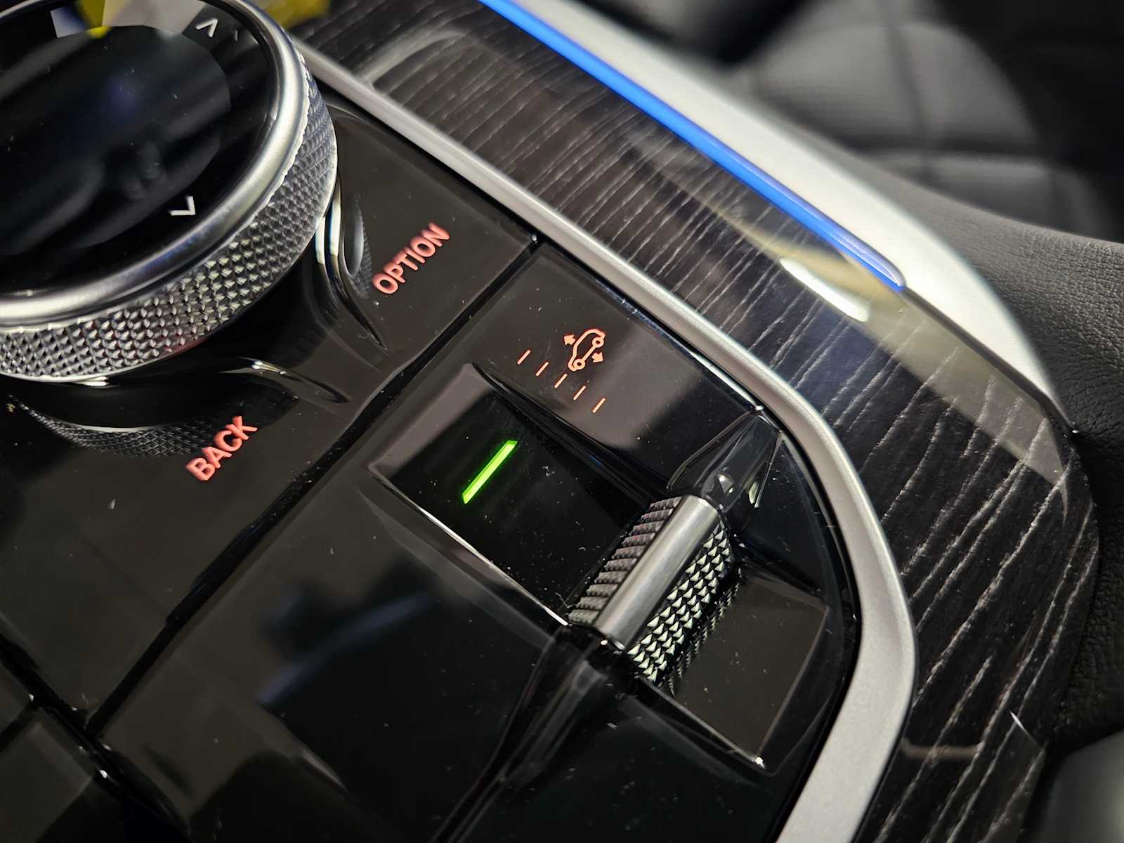 Thumbnail: 2026 BMW X5 - 23