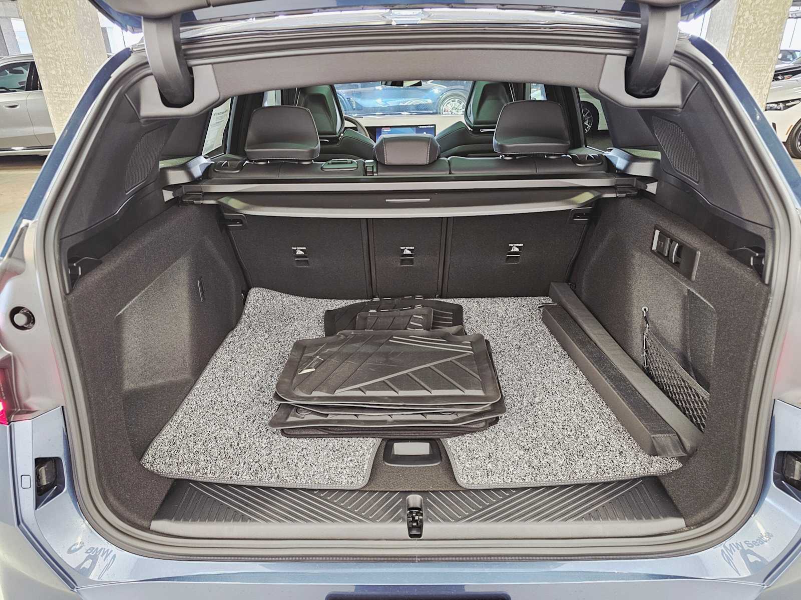 Thumbnail: 2025 BMW X3 - 28