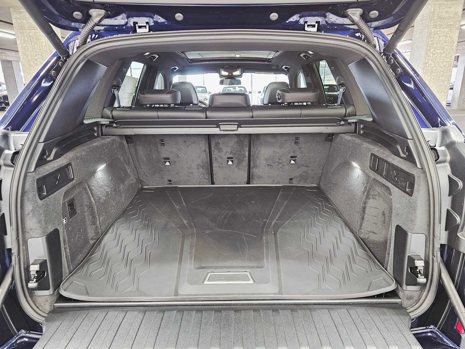 Thumbnail: 2026 BMW X5 - 28