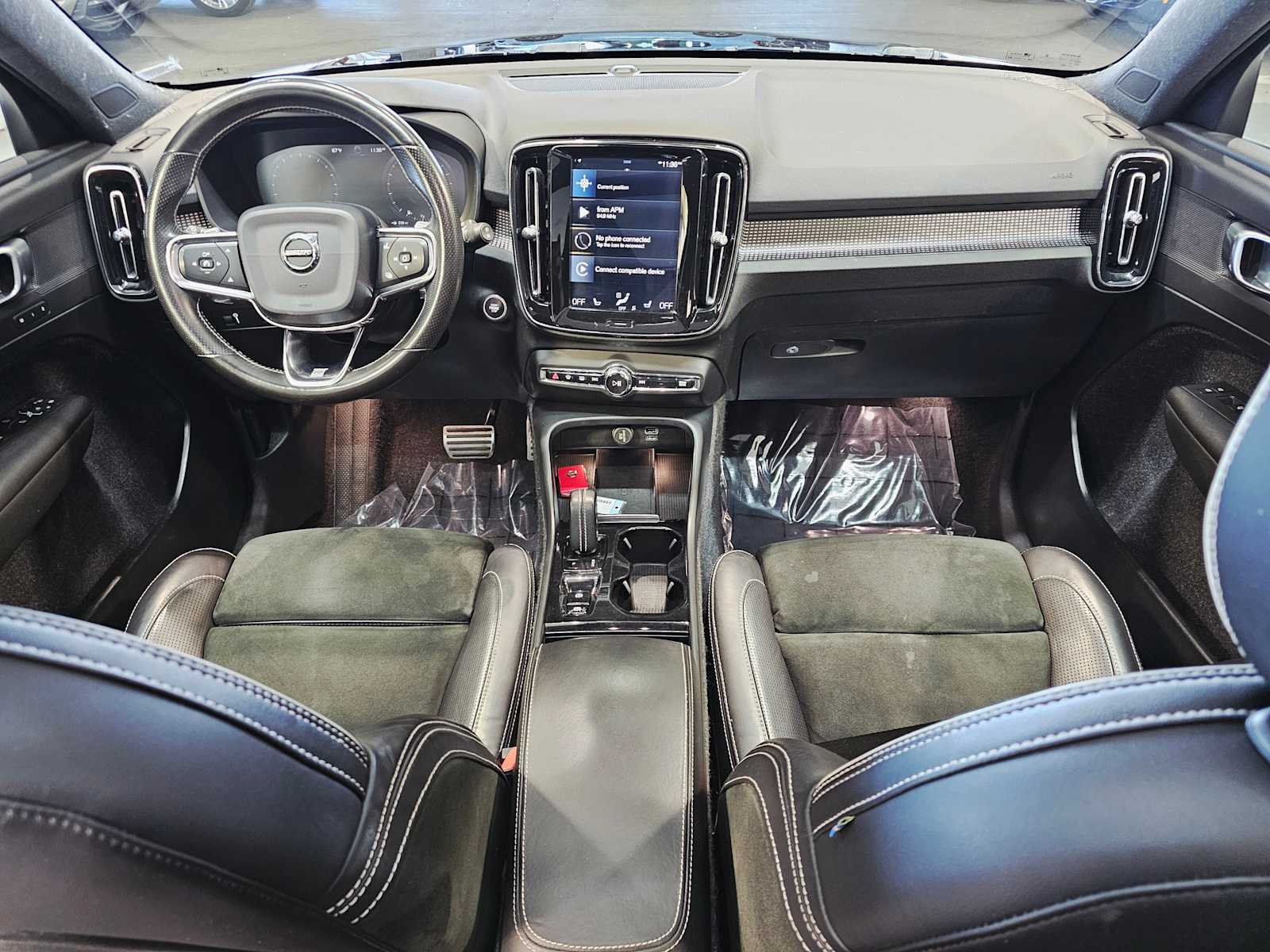 Thumbnail: 2020 Volvo XC40 - 10