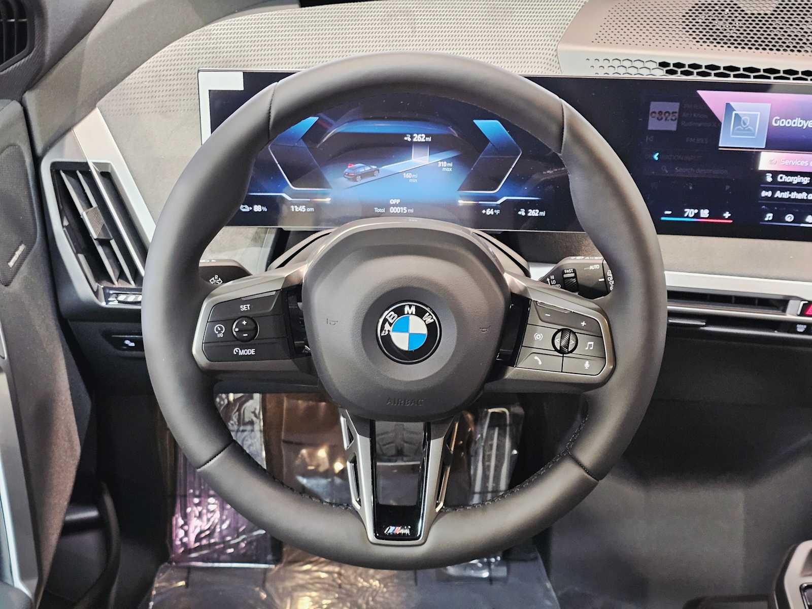 Thumbnail: 2026 BMW iX - 11