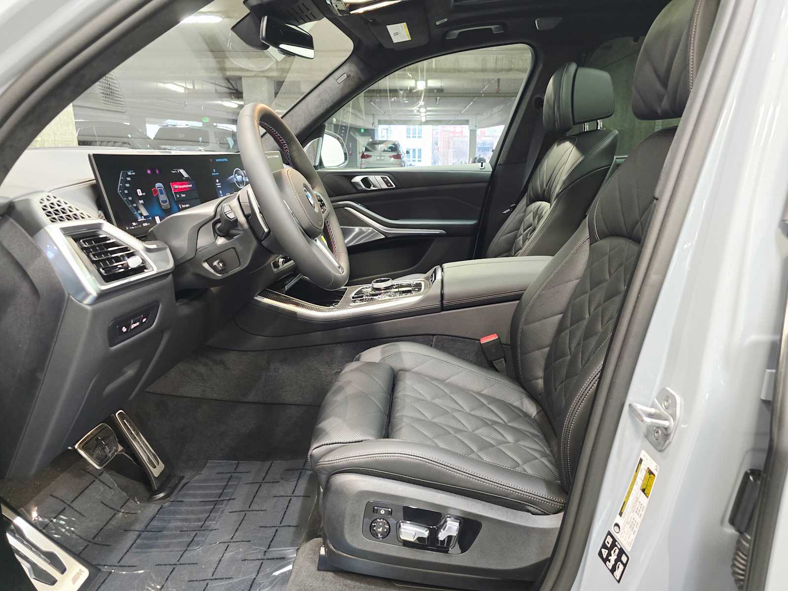 Thumbnail: 2026 BMW X5 - 23