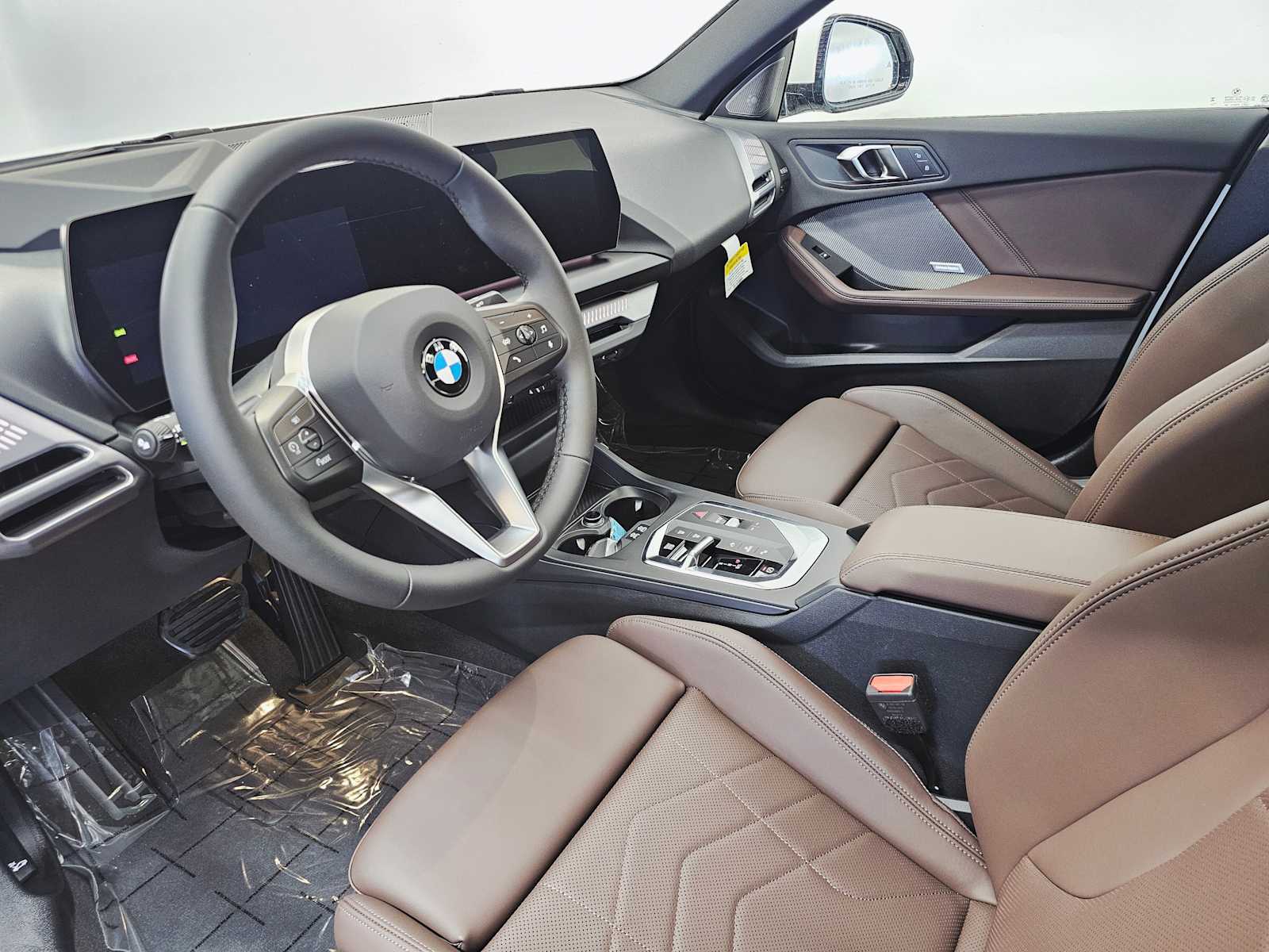 Thumbnail: 2025 BMW 2 Series - 2