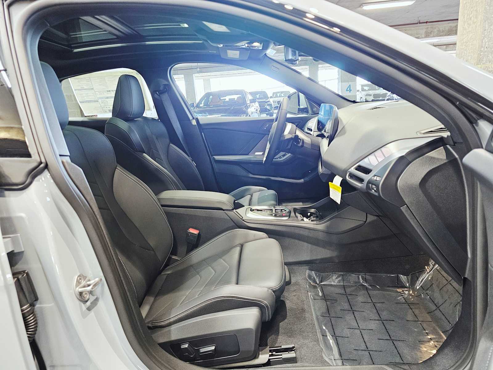 Thumbnail: 2025 BMW 2 Series - 27