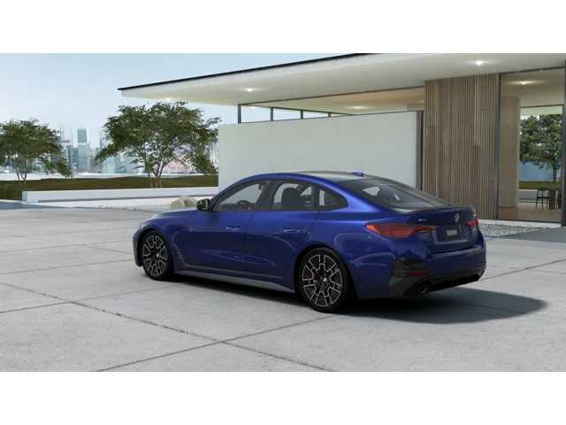 Thumbnail: 2026 BMW 4 Series - 2