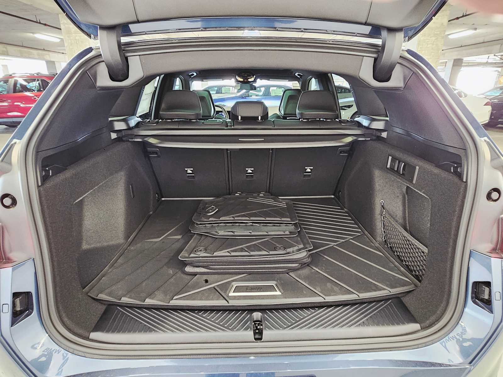 Thumbnail: 2025 BMW X3 - 28