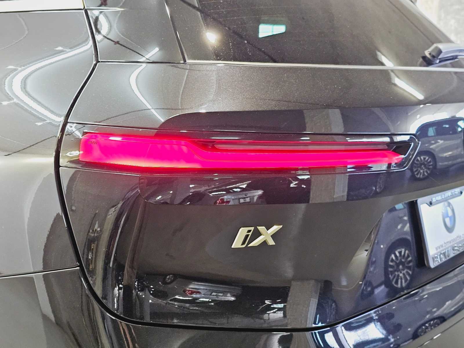 Thumbnail: 2024 BMW iX - 30