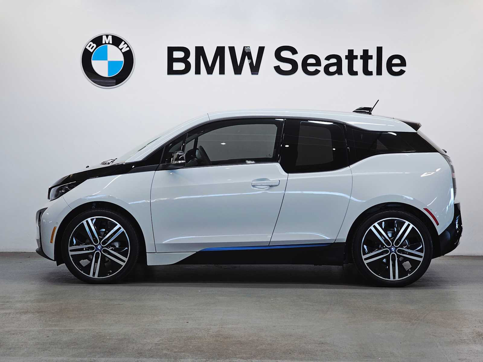 Thumbnail: 2015 BMW i3 - 3