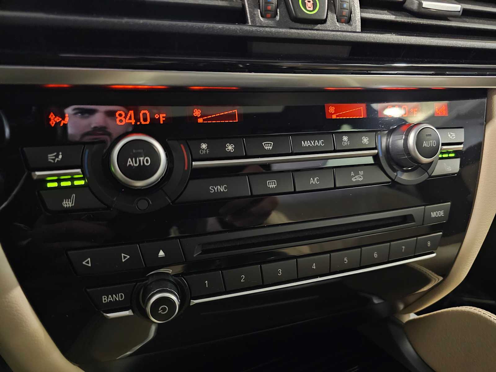 Thumbnail: 2019 BMW X6 - 18