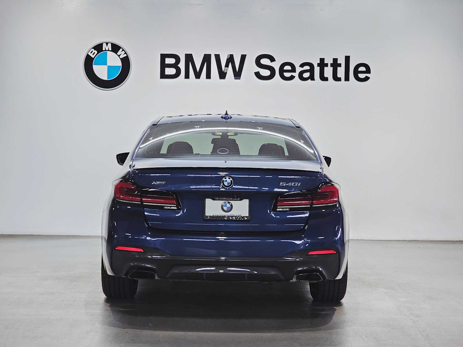 Thumbnail: 2023 BMW 5 Series - 5