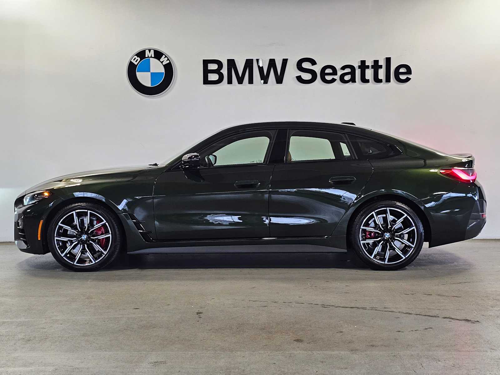 Thumbnail: 2023 BMW 4 Series - 3