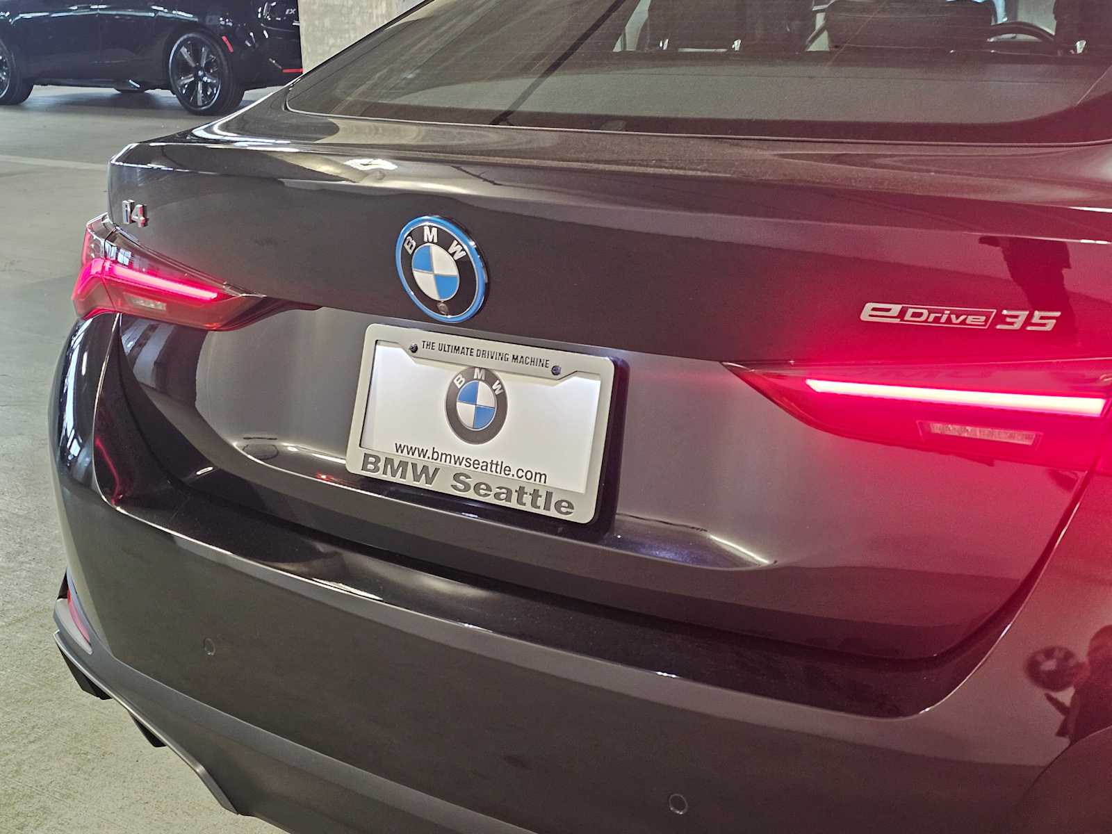 Thumbnail: 2023 BMW i4 - 7