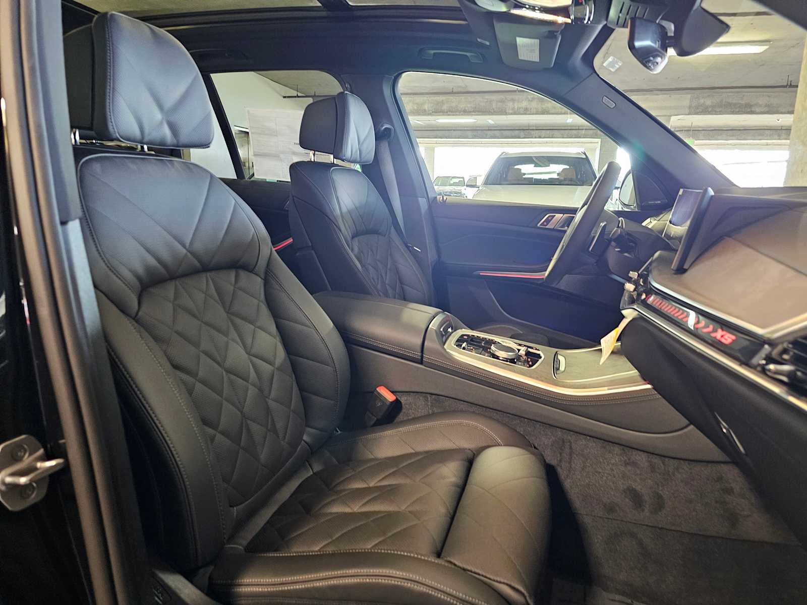 Thumbnail: 2026 BMW X5 - 32