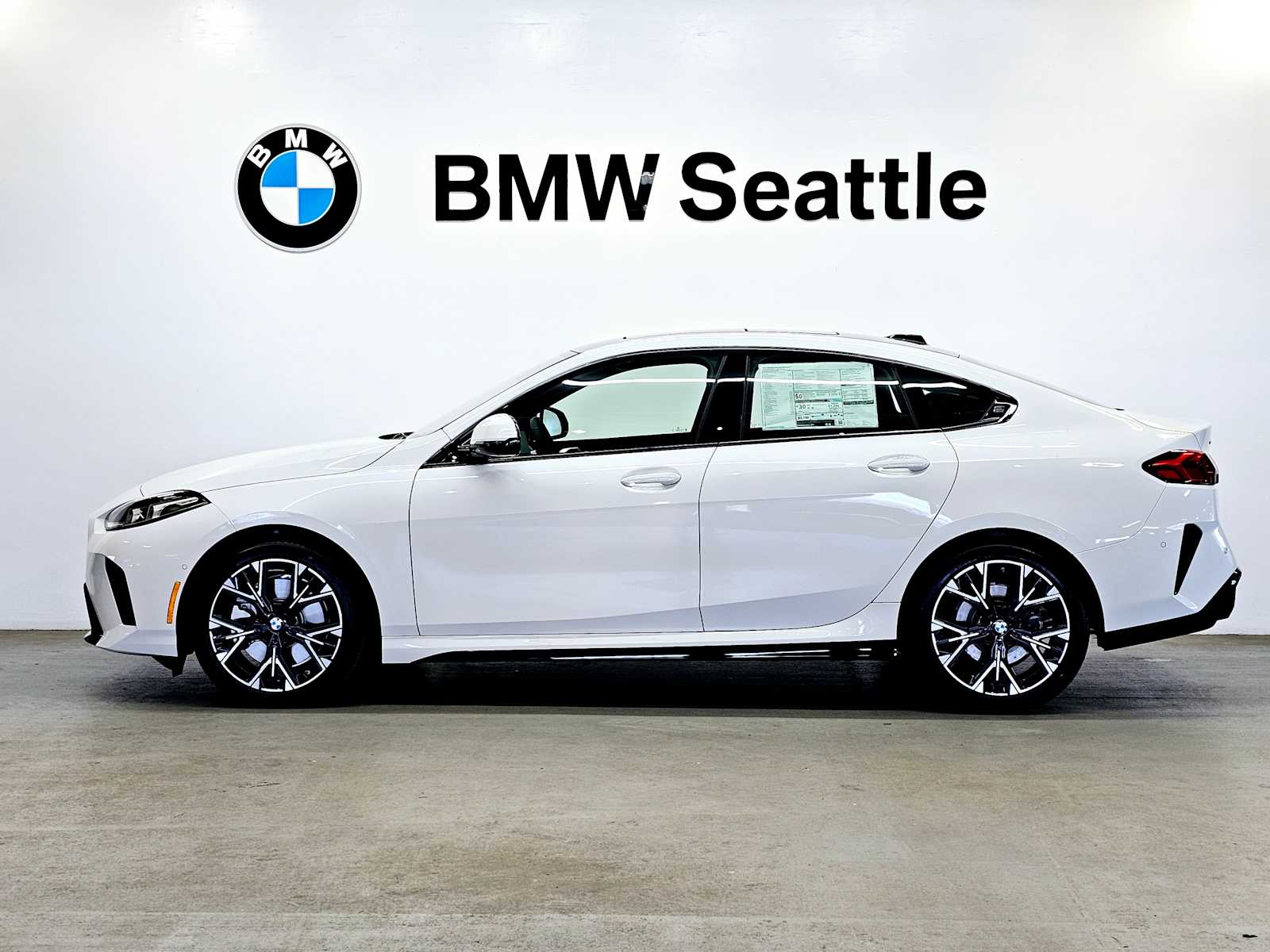 Thumbnail: 2025 BMW 2 Series - 3