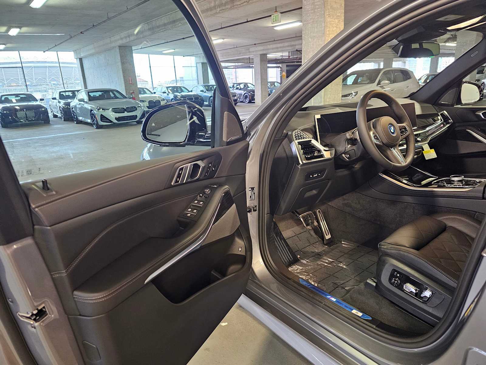 Thumbnail: 2026 BMW X5 - 32