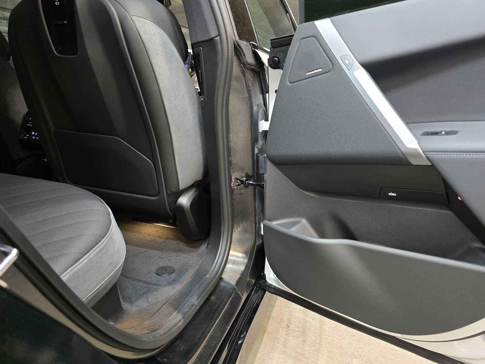 Thumbnail: 2026 BMW iX - 28