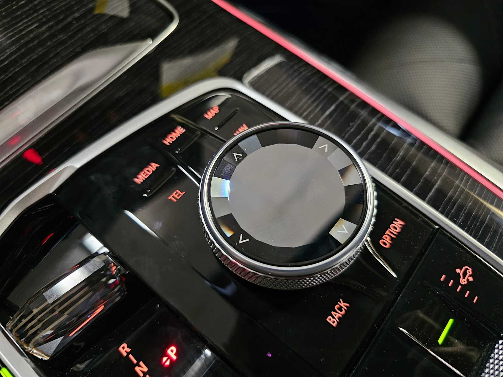 Thumbnail: 2026 BMW X5 - 25