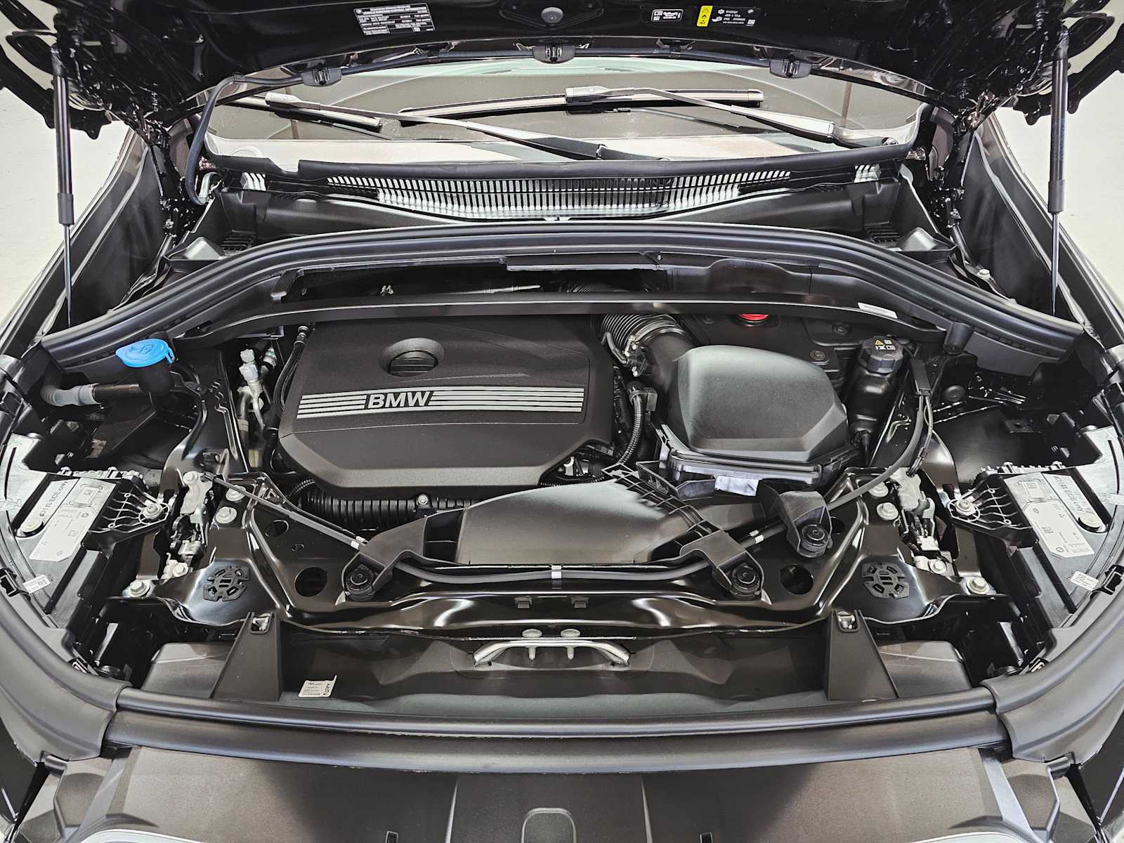 Thumbnail: 2026 BMW X1 - 9