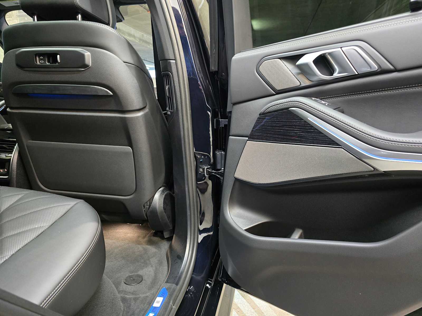 Thumbnail: 2026 BMW X5 - 29