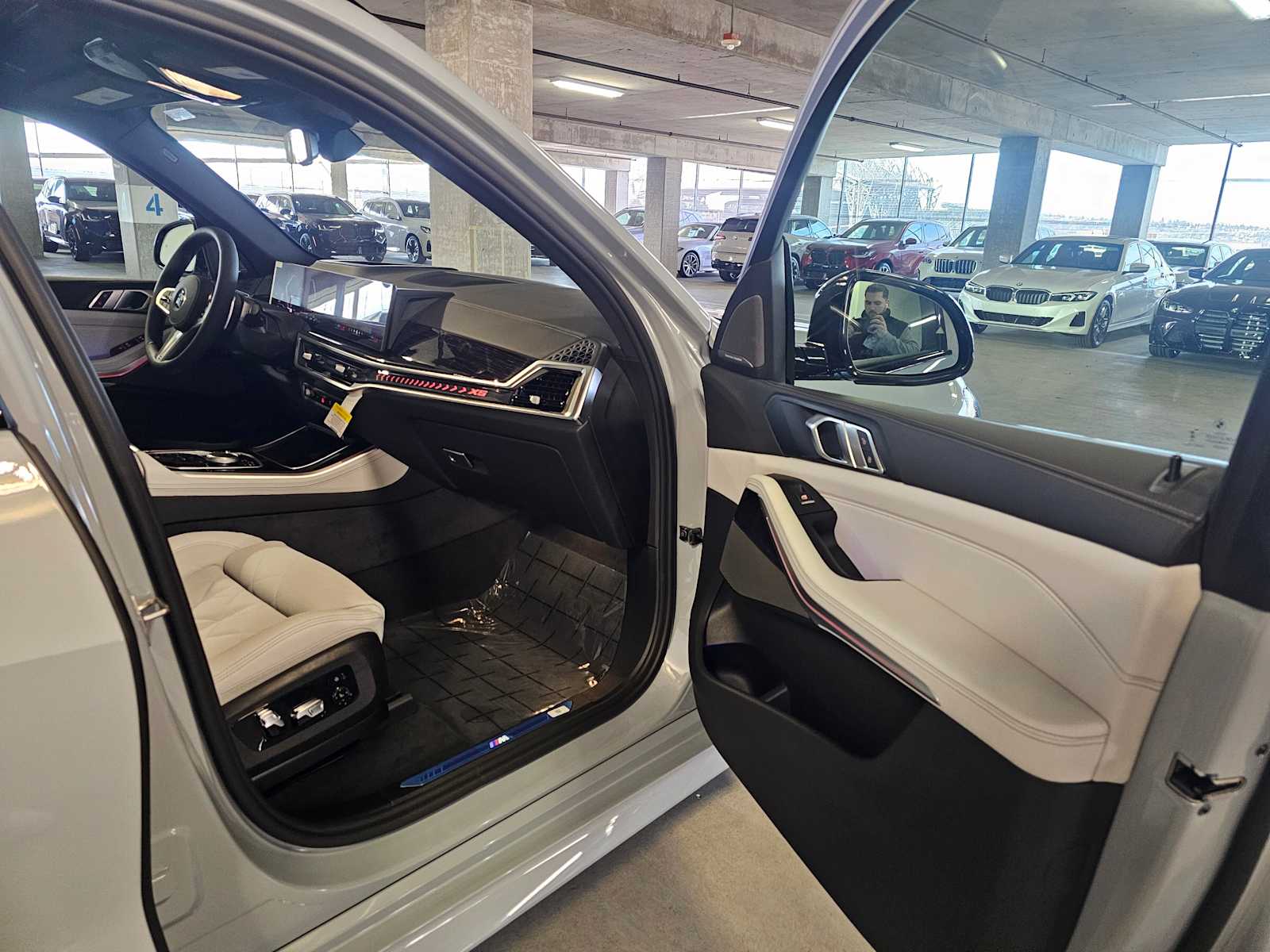 Thumbnail: 2026 BMW X5 - 41