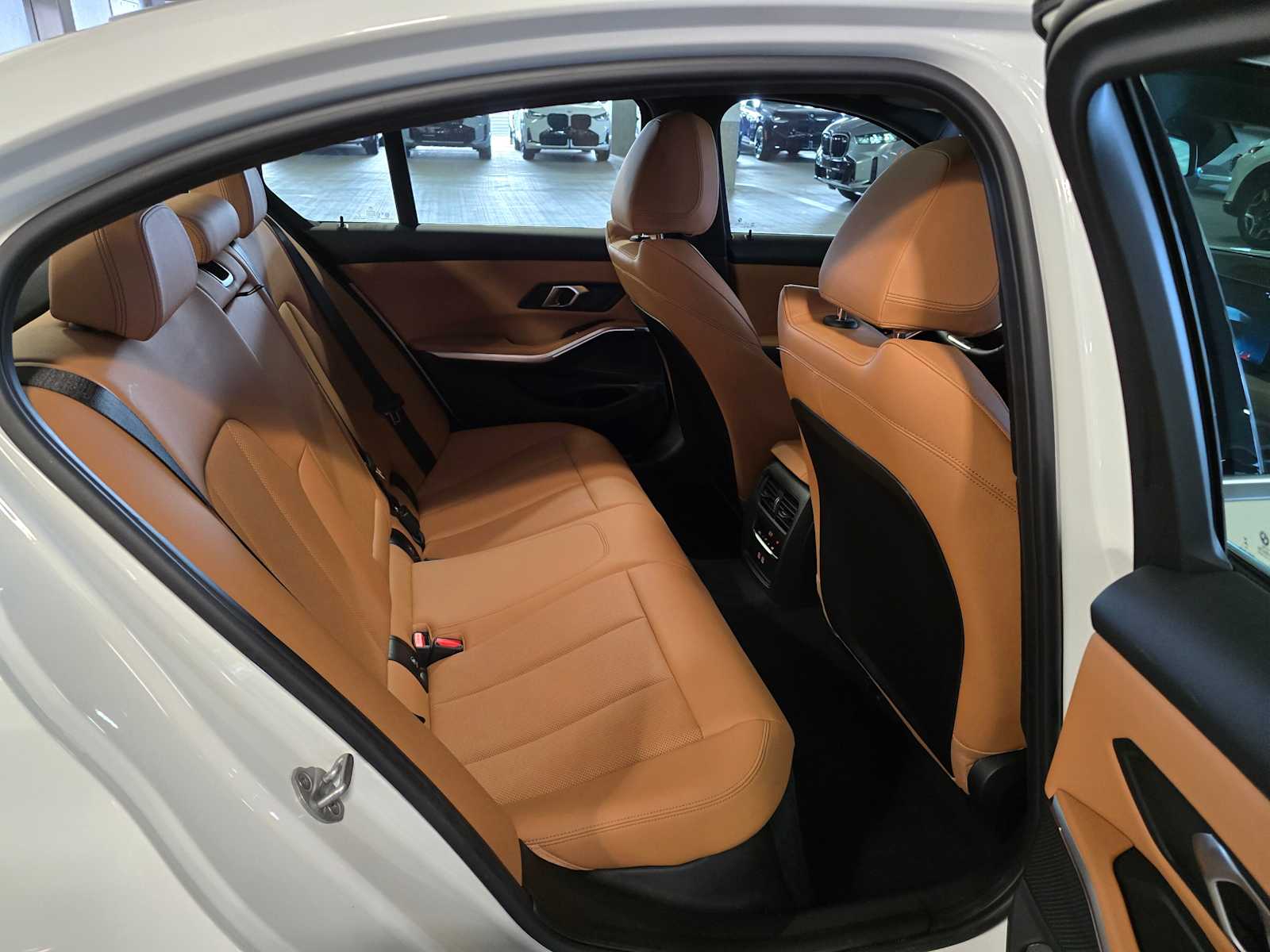 Thumbnail: 2025 BMW 3 Series - 33