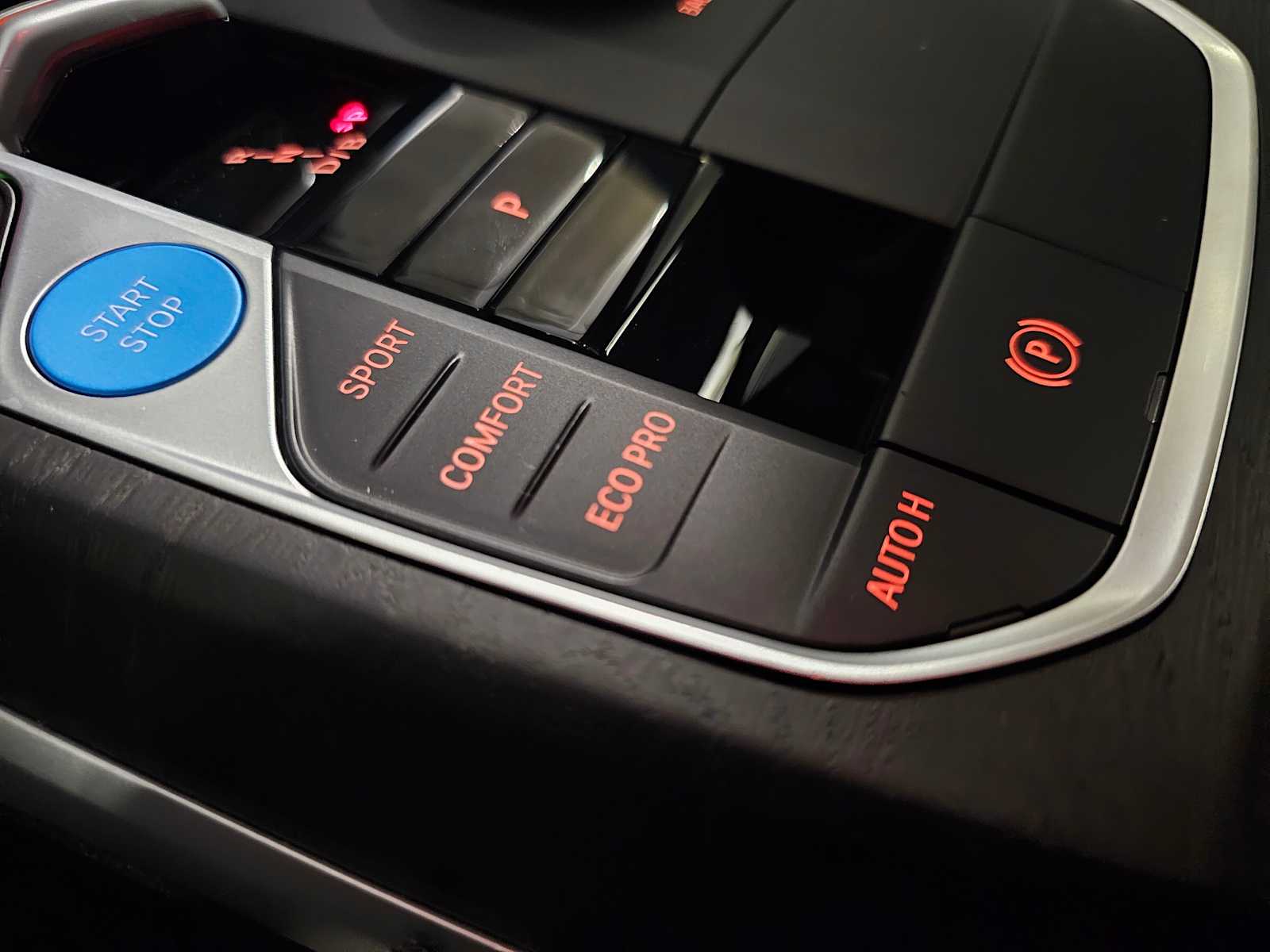 Thumbnail: 2023 BMW i4 - 22