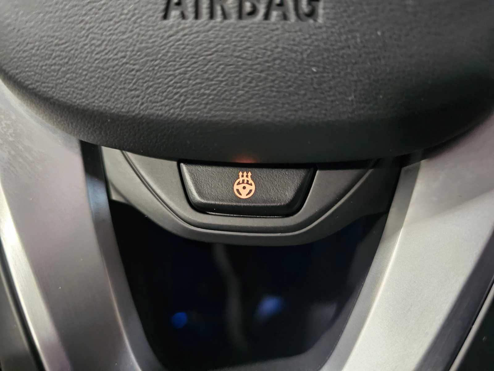 Thumbnail: 2023 BMW i4 - 19