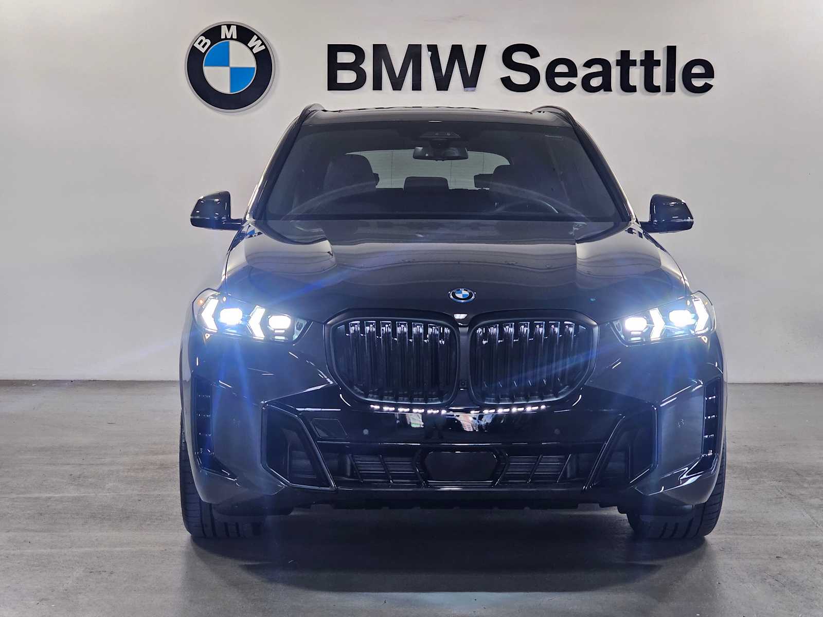 Thumbnail: 2026 BMW X5 - 6