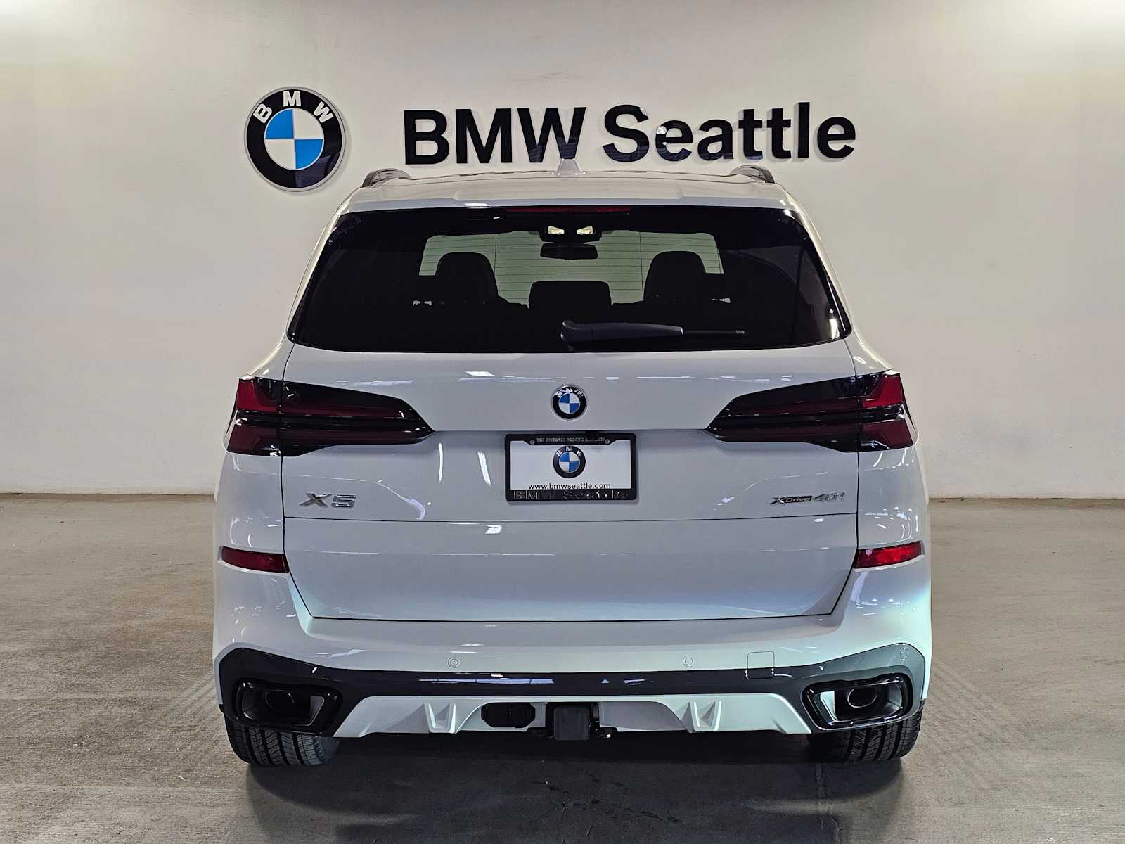 Thumbnail: 2026 BMW X5 - 5