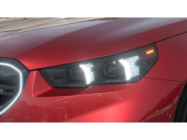 Thumbnail: 2027 BMW M5 - 6