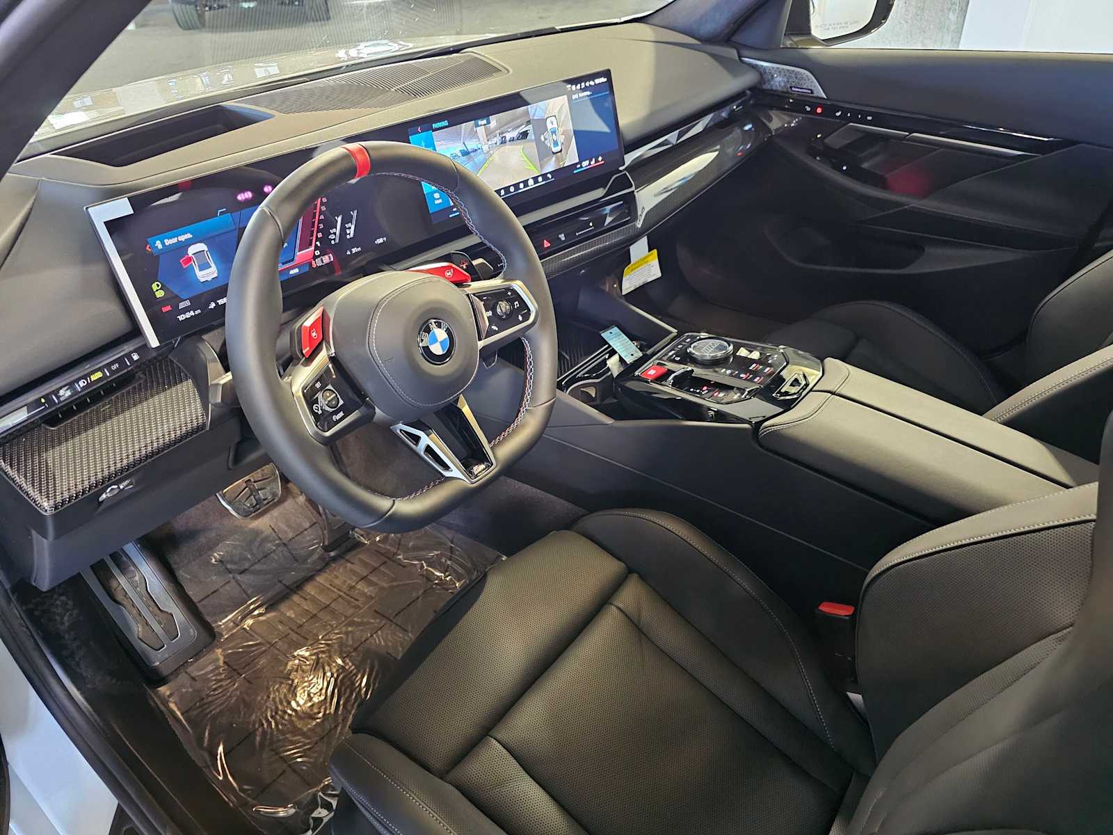 Thumbnail: 2026 BMW M5 - 2