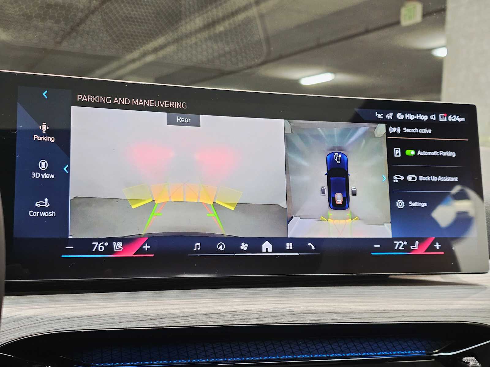 Thumbnail: 2025 BMW i4 - 15