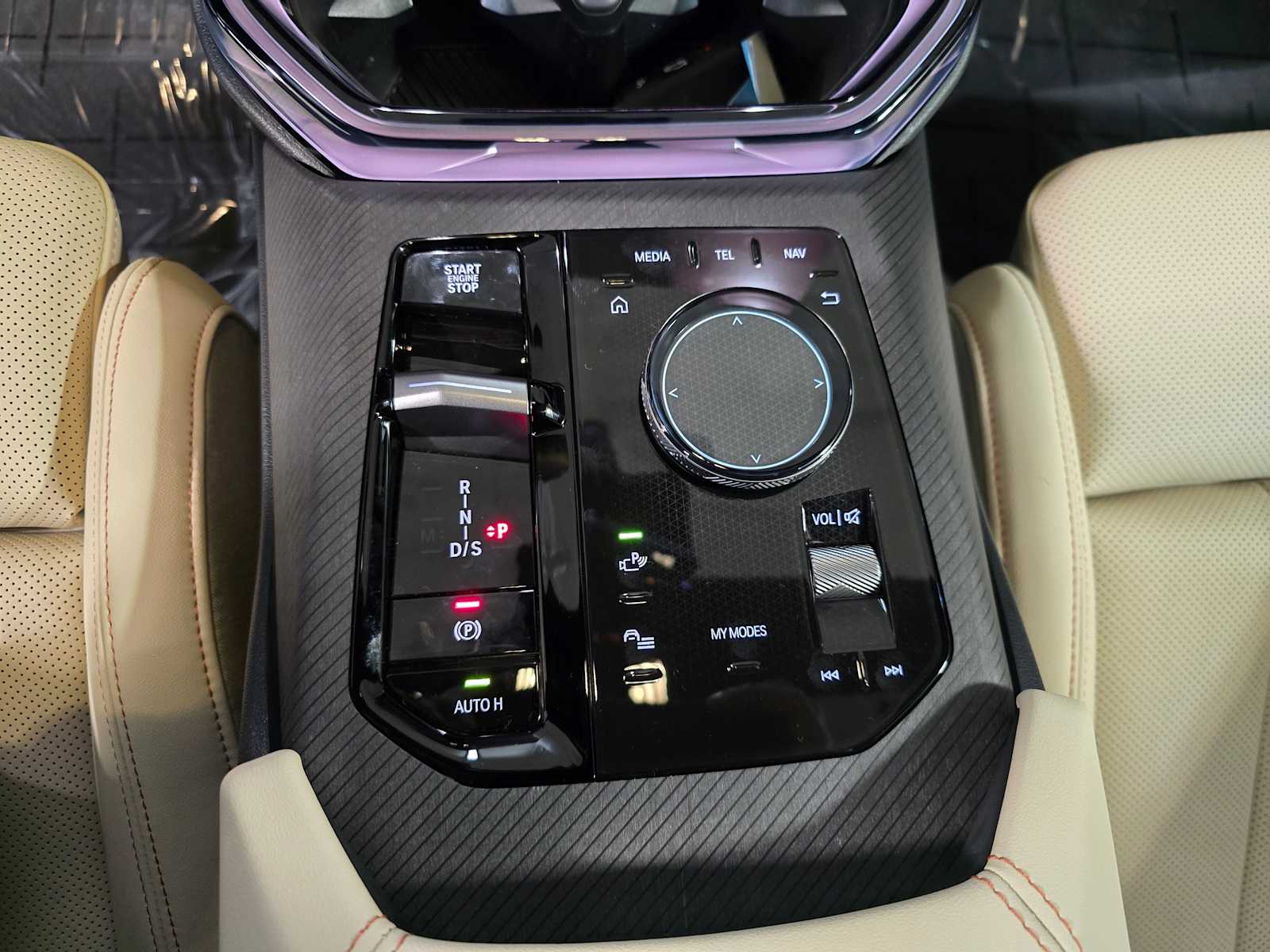 Thumbnail: 2026 BMW X3 - 21