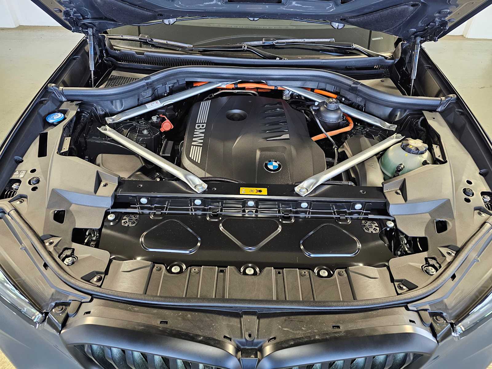Thumbnail: 2026 BMW X5 - 9