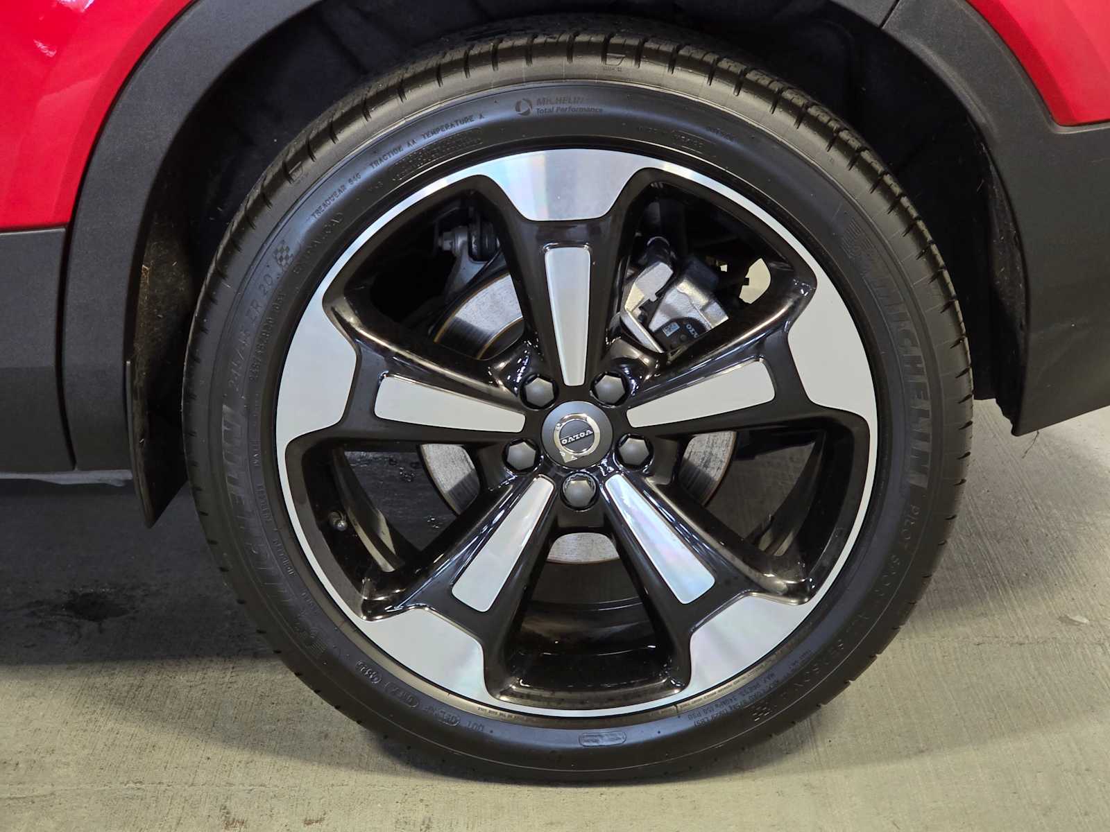 Thumbnail: 2019 Volvo XC40 - 8