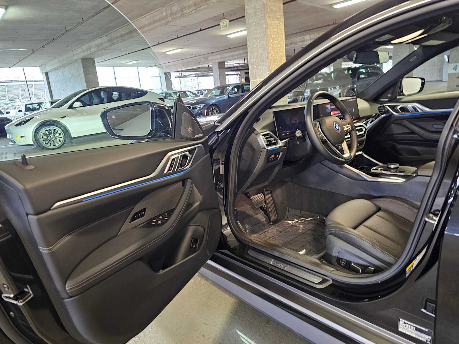 Thumbnail: 2024 BMW i4 - 32