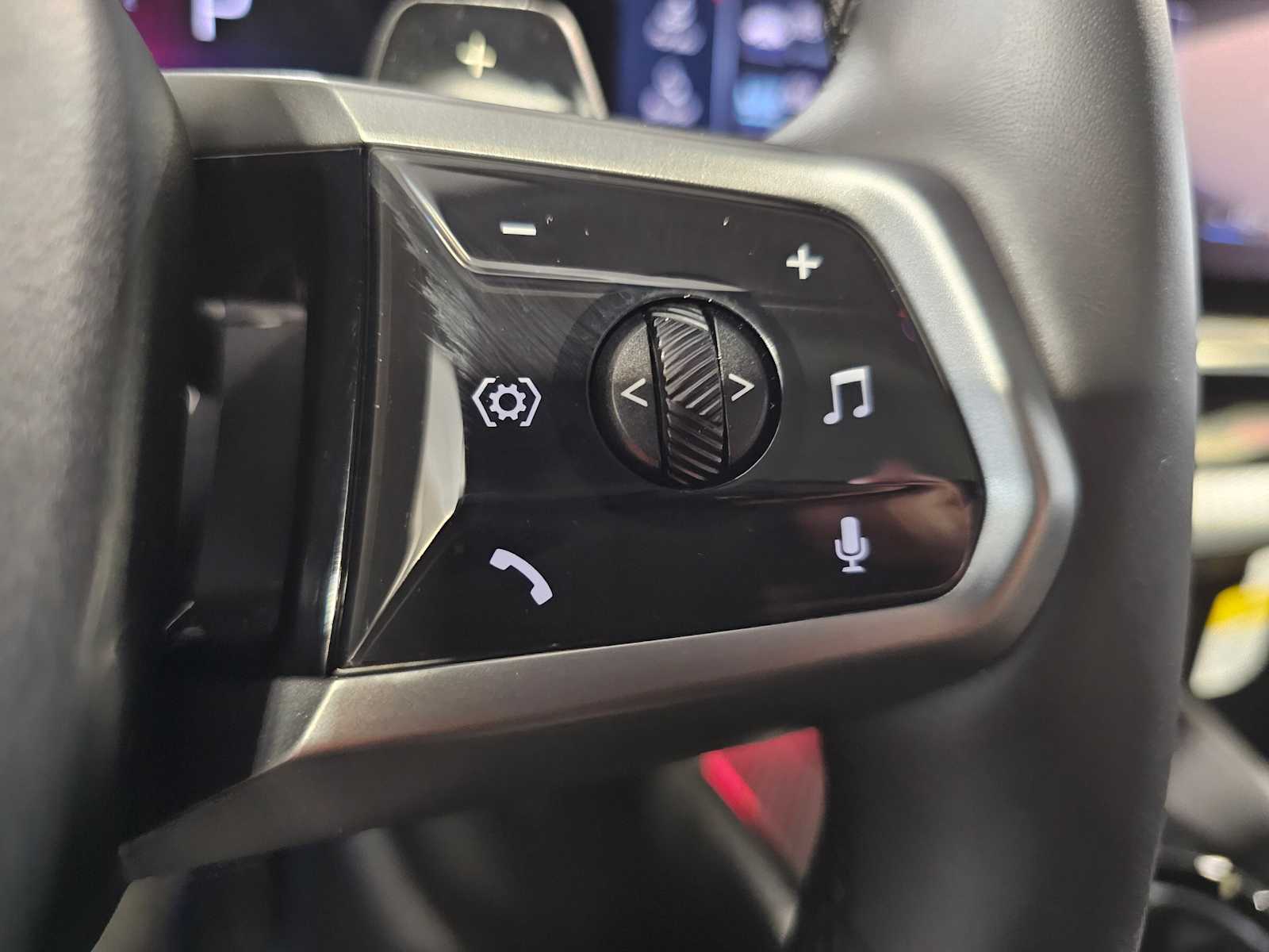 Thumbnail: 2025 BMW 5 Series - 18